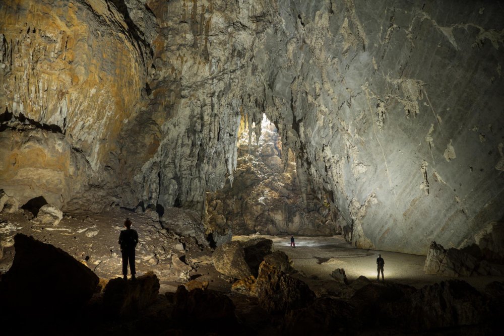 Incredible hidden cave Tem Hong in Laos