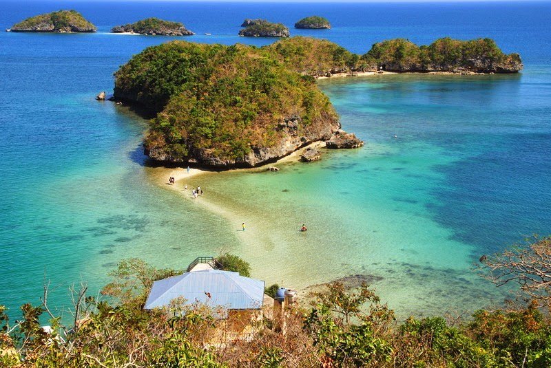 National Park of a hundred islands