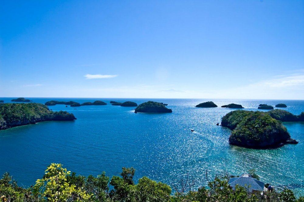 National Park of a hundred islands