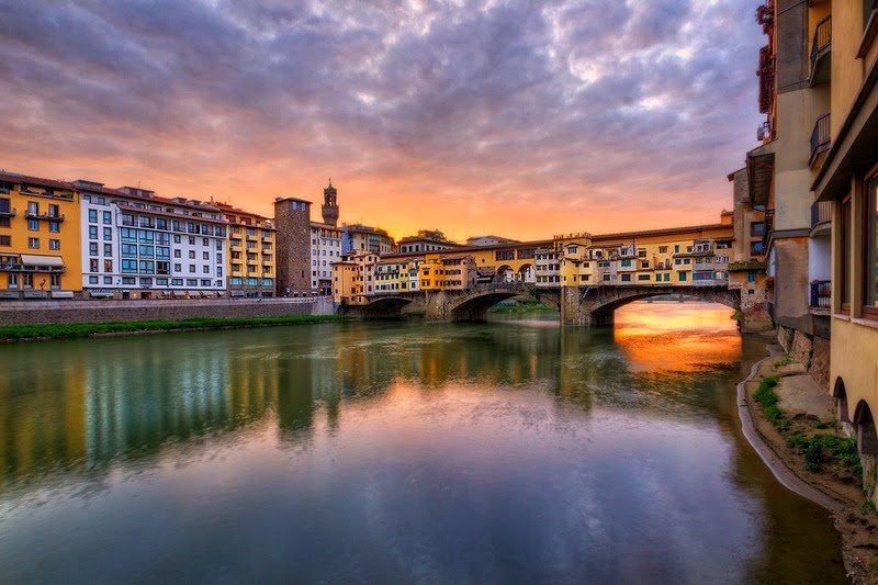 Ponte Vecchio - the medieval bridge of shops