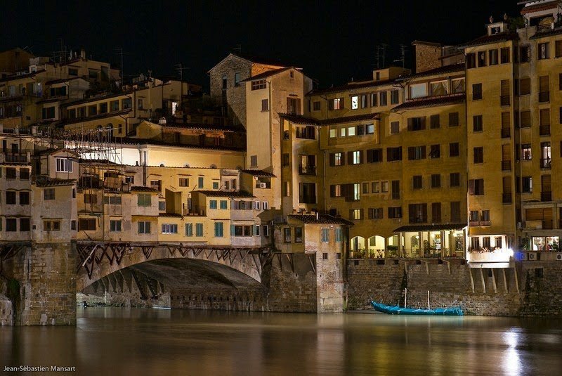 Ponte Vecchio - the medieval bridge of shops