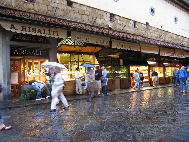 Ponte Vecchio - the medieval bridge of shops