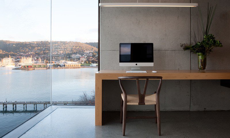 A modern 19th-century house on the island of Tasmania