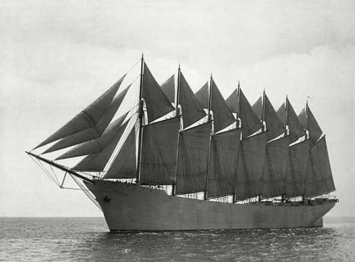 The biggest sailing ships of the world