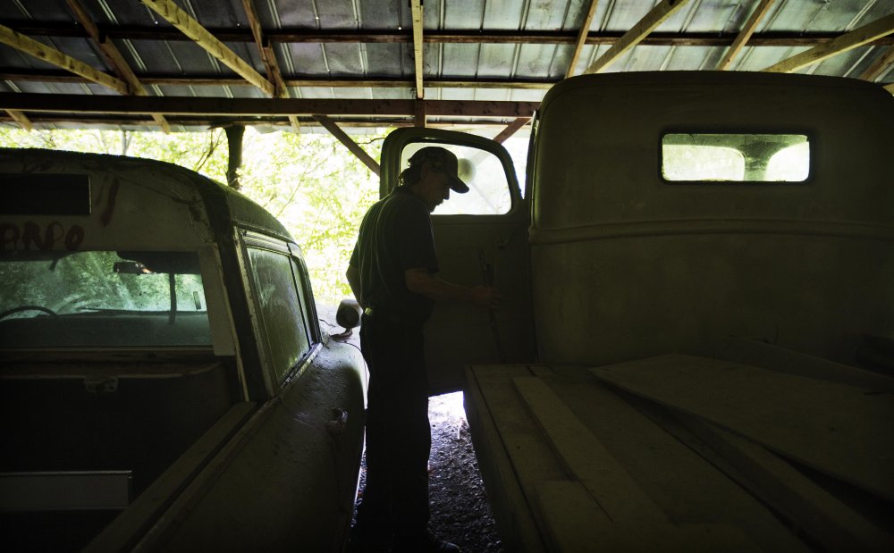 Old Car City - the largest cemetery of classic cars in the world