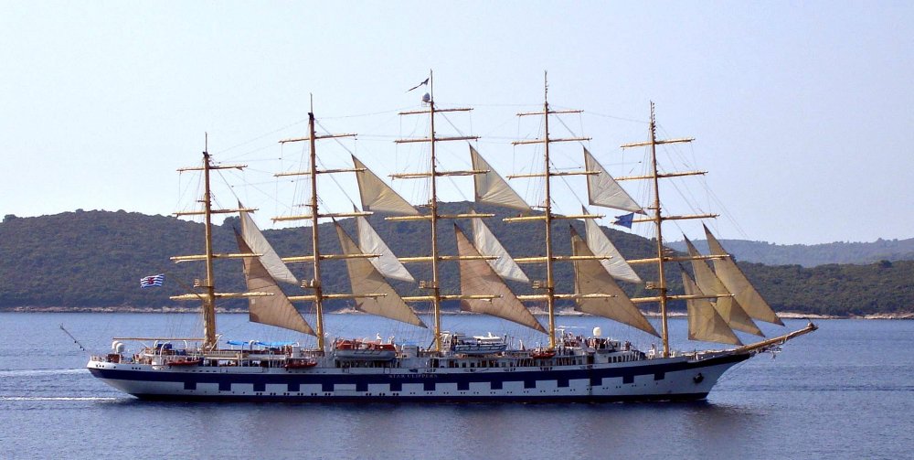 The biggest sailing ships of the world