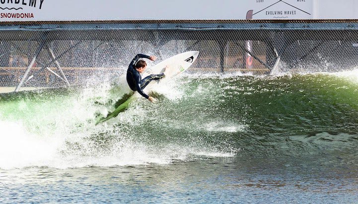 Surf park with the longest waves of the sea