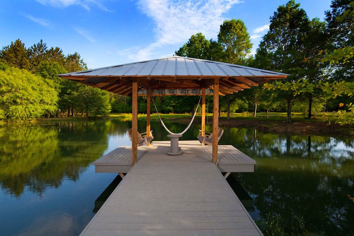 Pond House - environmentally friendly beauty
