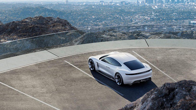 Перший електрокар Porsche Mission E