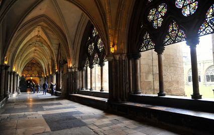 The mysterious London: 12 Gothic buildings of the capital