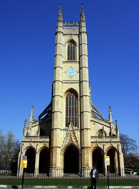 The mysterious London: 12 Gothic buildings of the capital