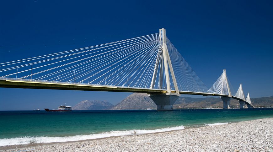 Bridges of Greece: Top-7 unusual buildings