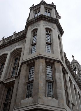 Таємничий Лондон: 12 готичних будівель столиці