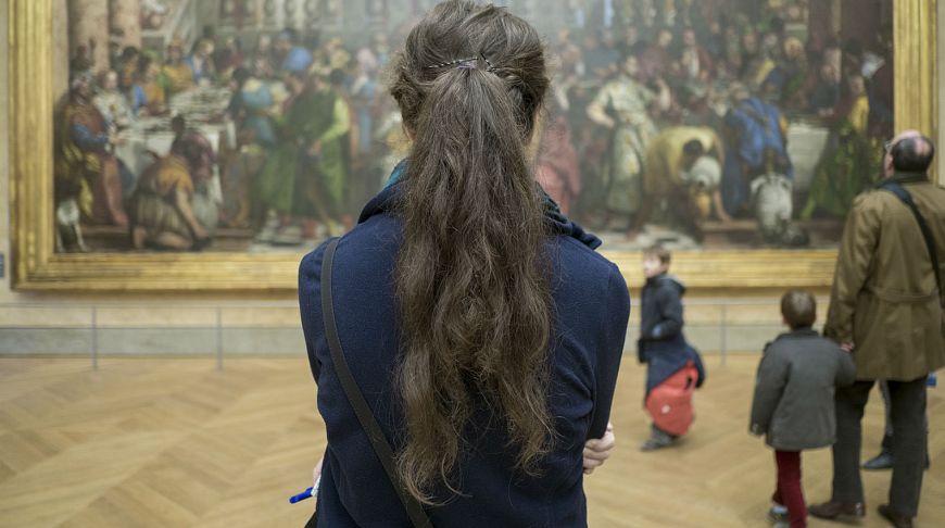 The reverse side of popularity: a new look at the world's masterpieces