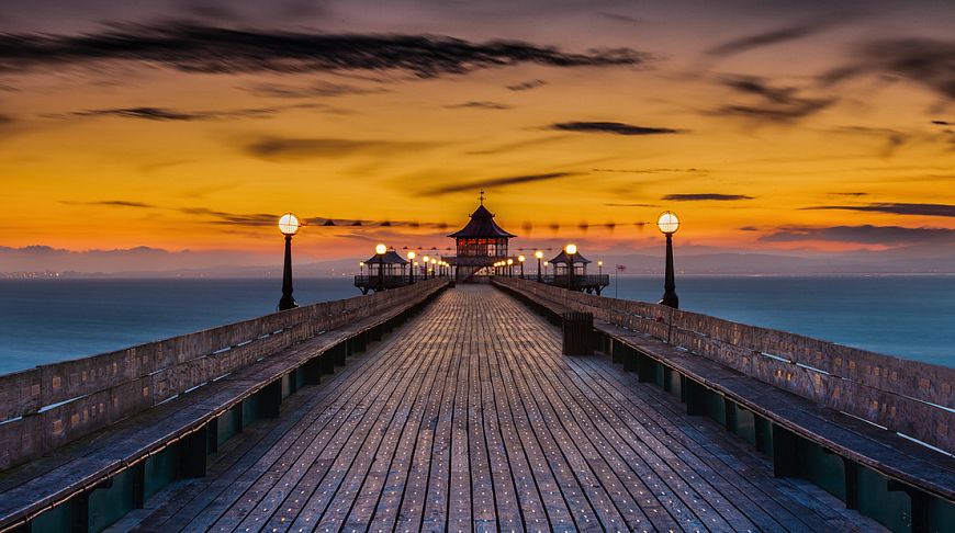 Walking on the water: 7 amazingly beautiful piers of England, which you should see with your own eyes.