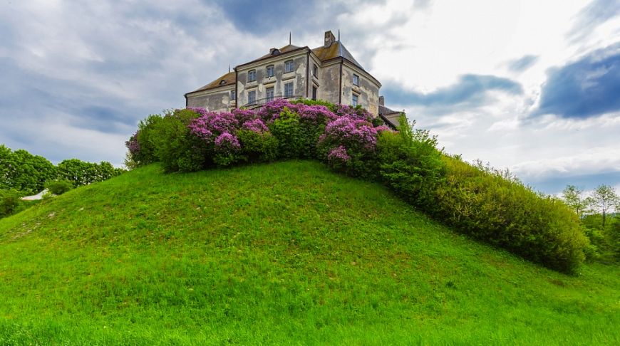 Journey to the fairy tale: 15 of the most beautiful castles in Ukraine