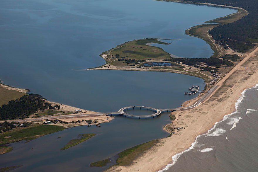 Round Bridge in Uruguay 