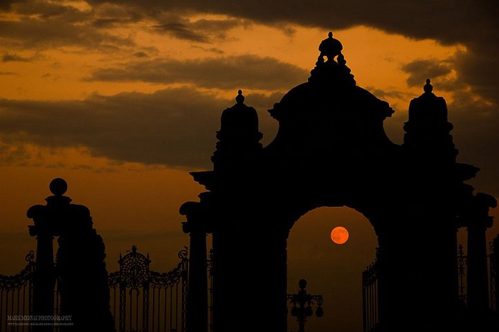 Budapest: dawns ... sunsets ...