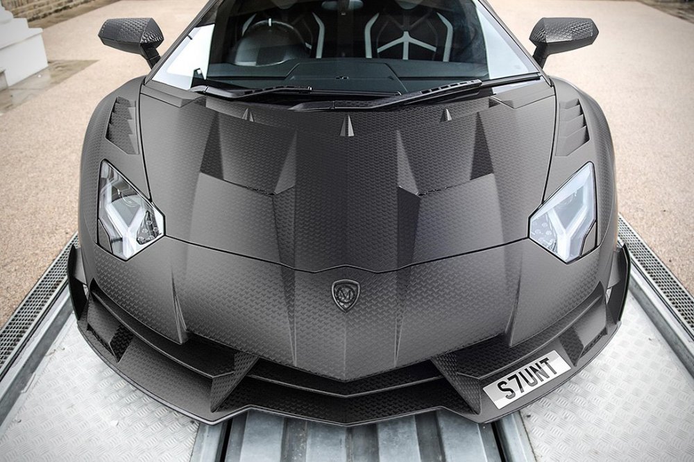 Спеціальна версія Lamborghini Aventador для Женевського автосалону