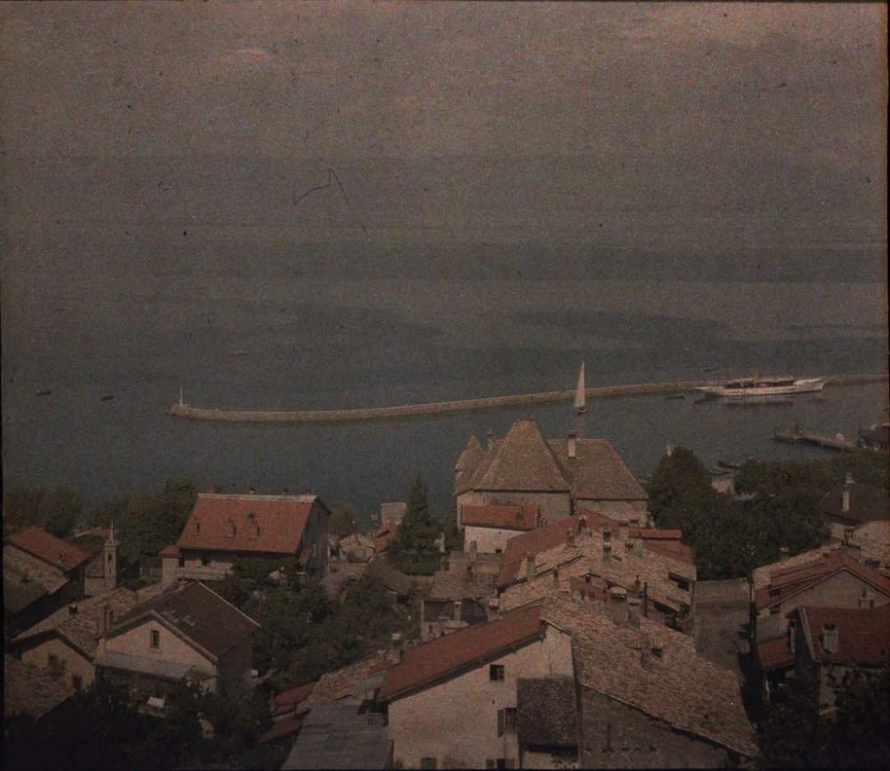 Autochromatic photos of France 100 years ago