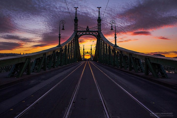 Budapest: dawns ... sunsets ...