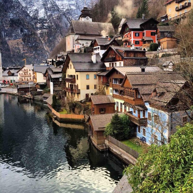 35+ incredibly small cities with magical landscapes where you would like to live