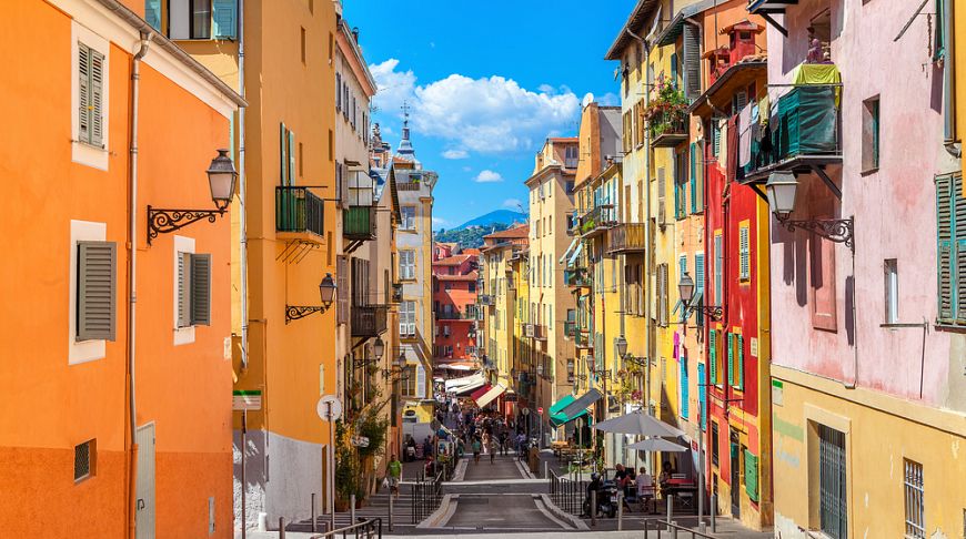 Azure paradise: 11 reasons for getting to know Nice