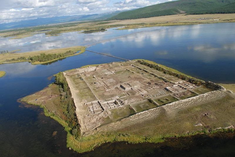 An ancient fortress in the middle of the lake