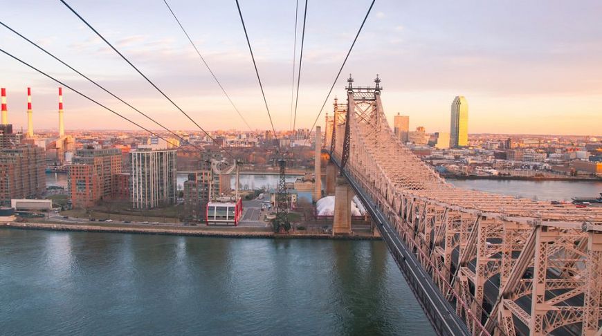 Look here: TOP-10 of the most beautiful views of New York