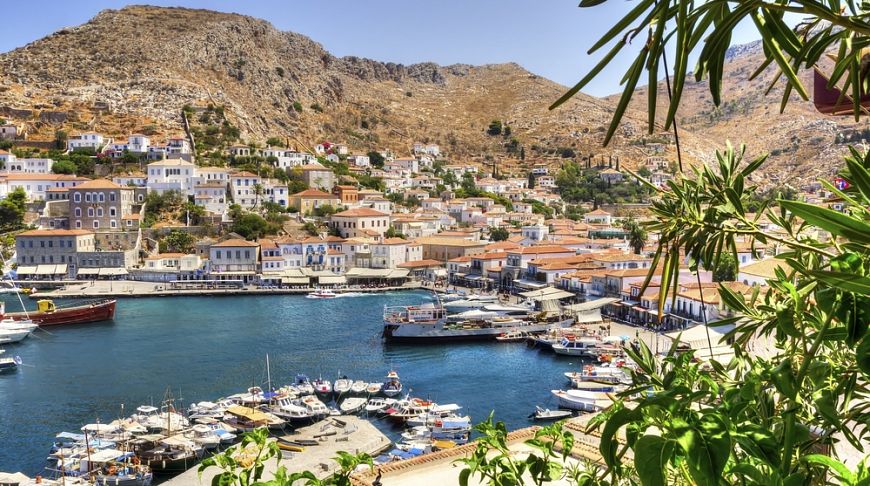 Unlike: the top 10 islands of Greece