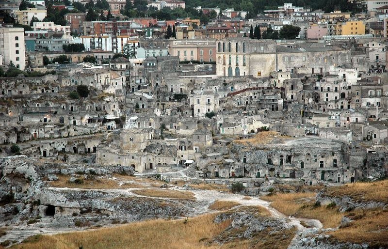 The oldest cave city in the world