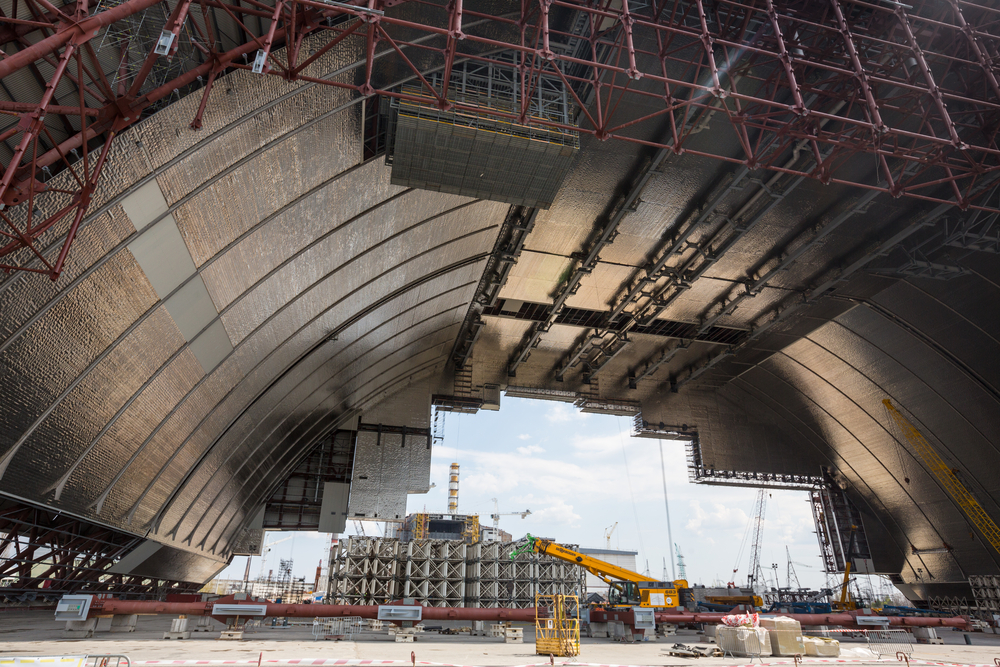 Chernobyl 30 years later: pictures of cities frozen in time