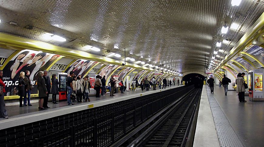 Underground Kingdom: The 9 Most Beautiful Metro Stations in Paris