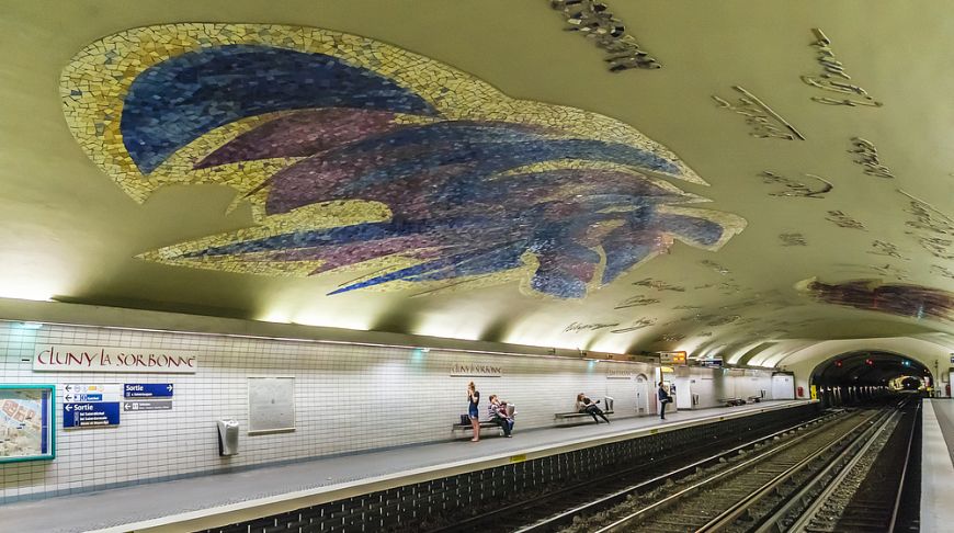 Underground Kingdom: The 9 Most Beautiful Metro Stations in Paris