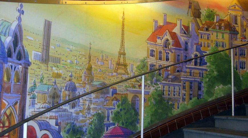 The Underground Kingdom: The 9 Most Beautiful Metro Stations in Paris