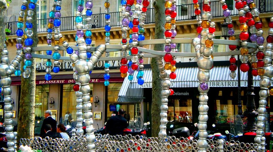 Underground Kingdom: The 9 Most Beautiful Metro Stations in Paris