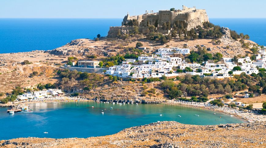 Must see: the most beautiful cities in Greece in the photo