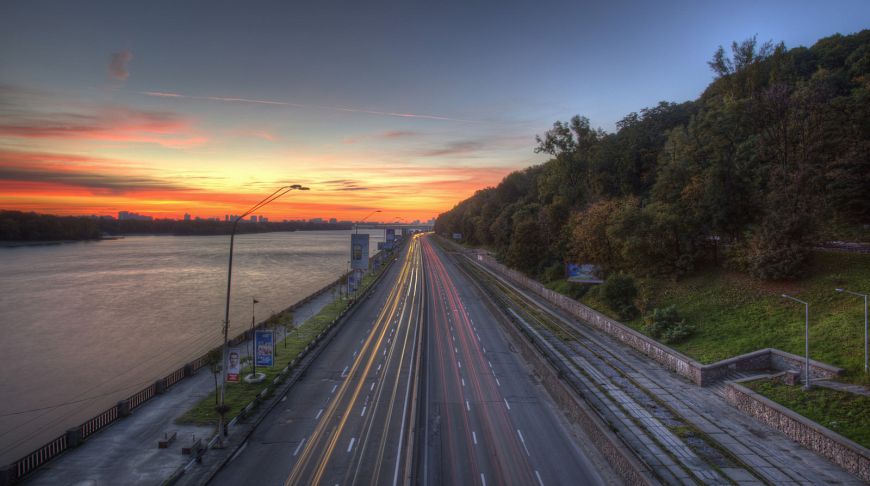 When the city wakes up: 20 best snapshots of the dawn in Kiev