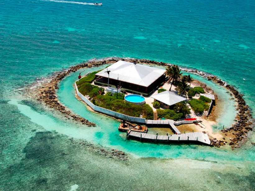 12 райських островів, які можна купити прямо зараз