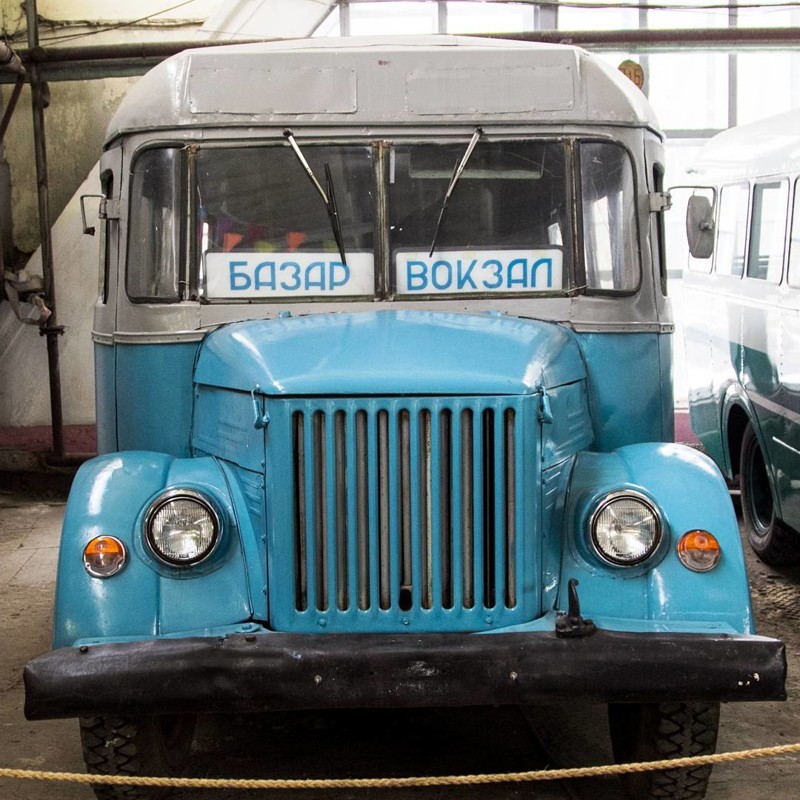 25 photos of buses straight from our childhood