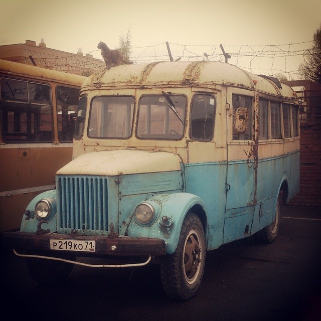 25 photos of buses right from our childhood