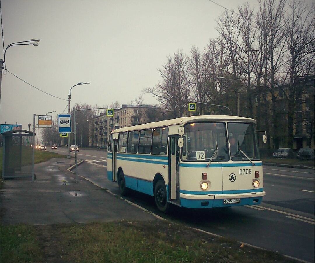 25 photos of buses straight from our childhood