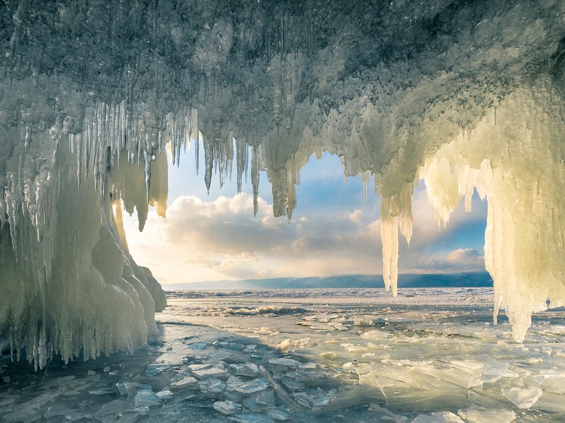 The 15 most beautiful caves on the planet that you need to see at least on the photos.