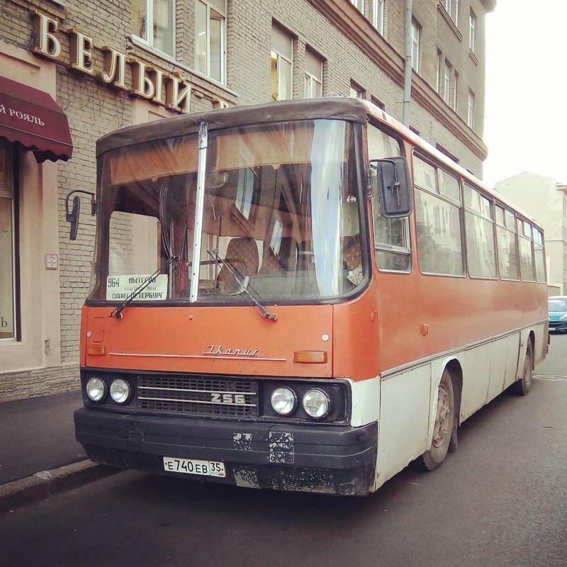 25 photos of buses right from our childhood