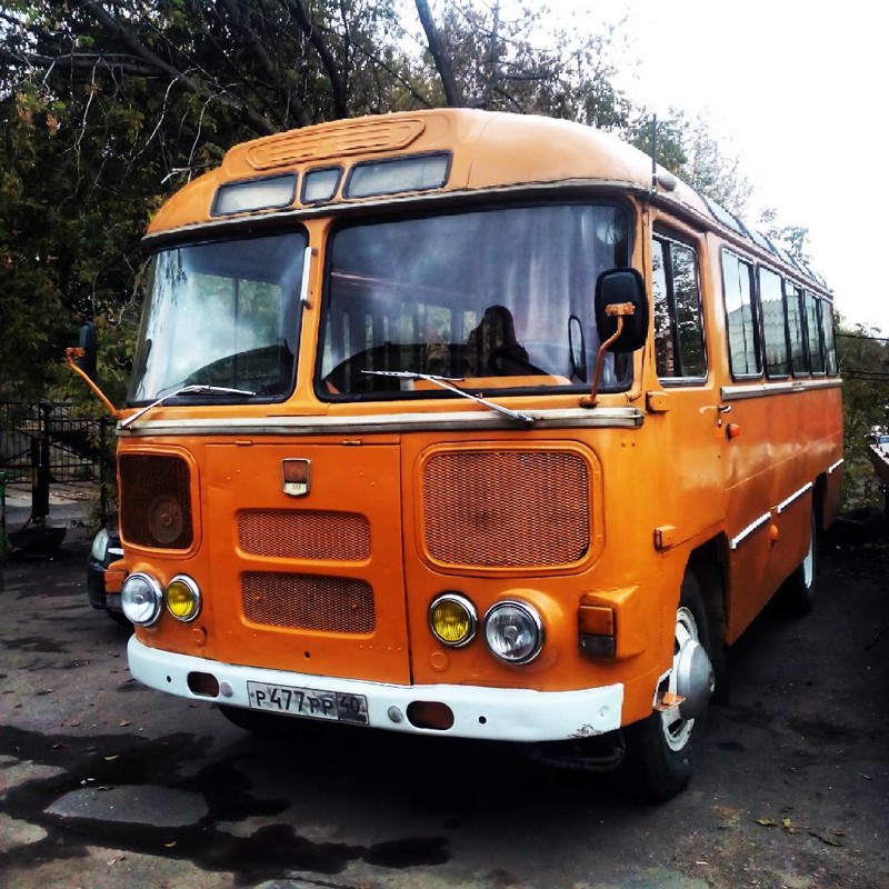 25 photos of buses straight from our childhood