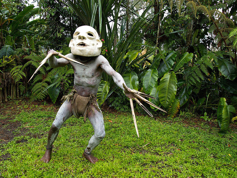 Найдивовижніше плем'я незайманого куточка землі -« грязьові люди »Нової Гвінеї