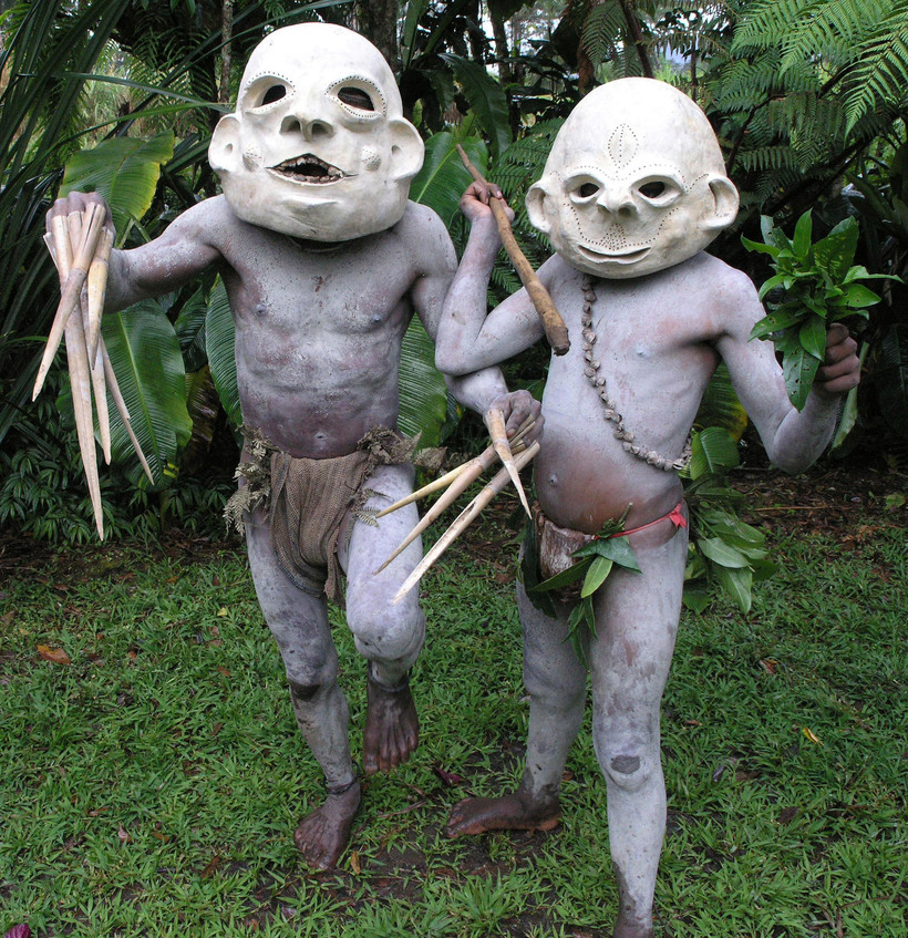 Самое необычное племя нетронутого уголка земли — «грязевые люди» Новой Гвинеи