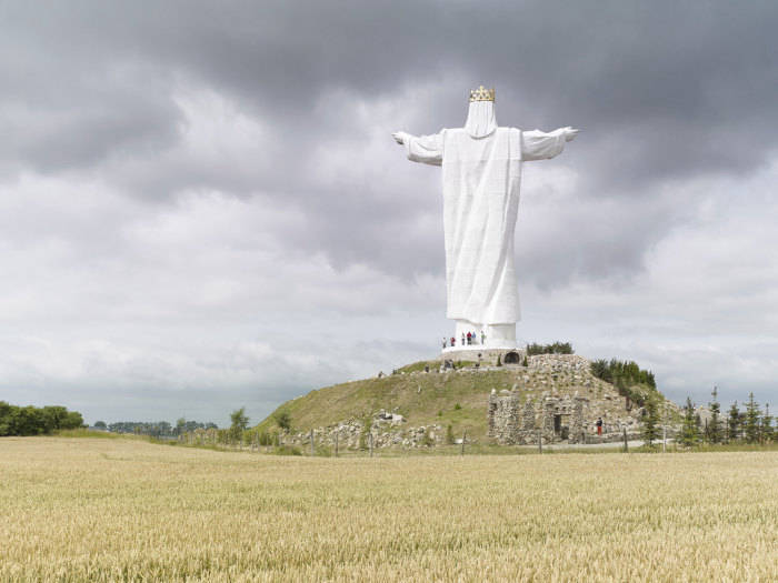 Статуя Христа Царя, Свебодзін, Польща, 36 метрів. Автор: Fabrice Fouillet.