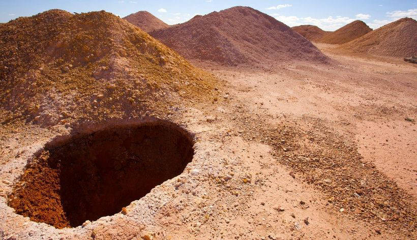 Underground city in Australia, where 2,000 people live