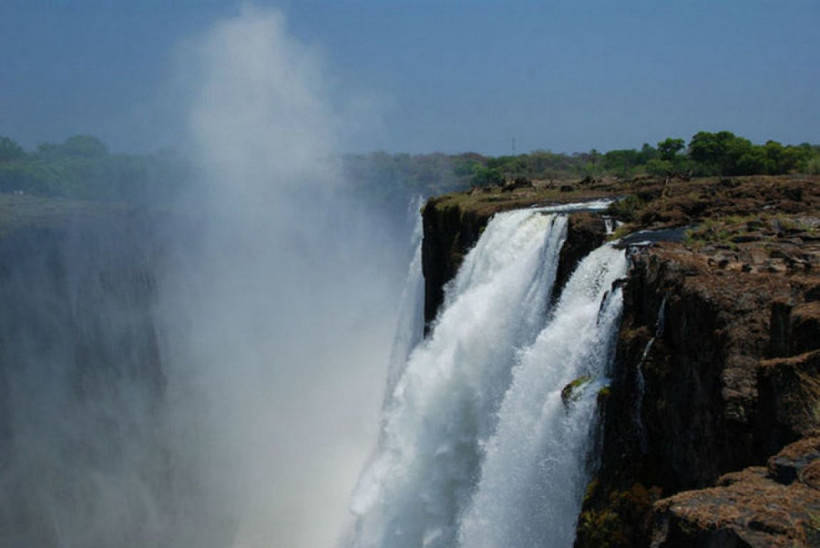 11 photos Devil's pool - one of the worst places on the planet 